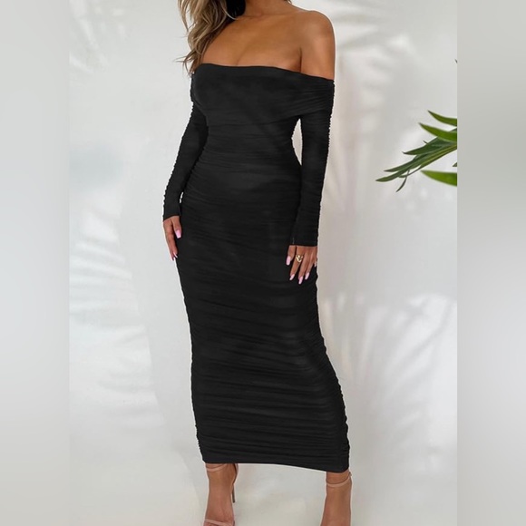 Black midi cocktail dress - Picture 1 of 6